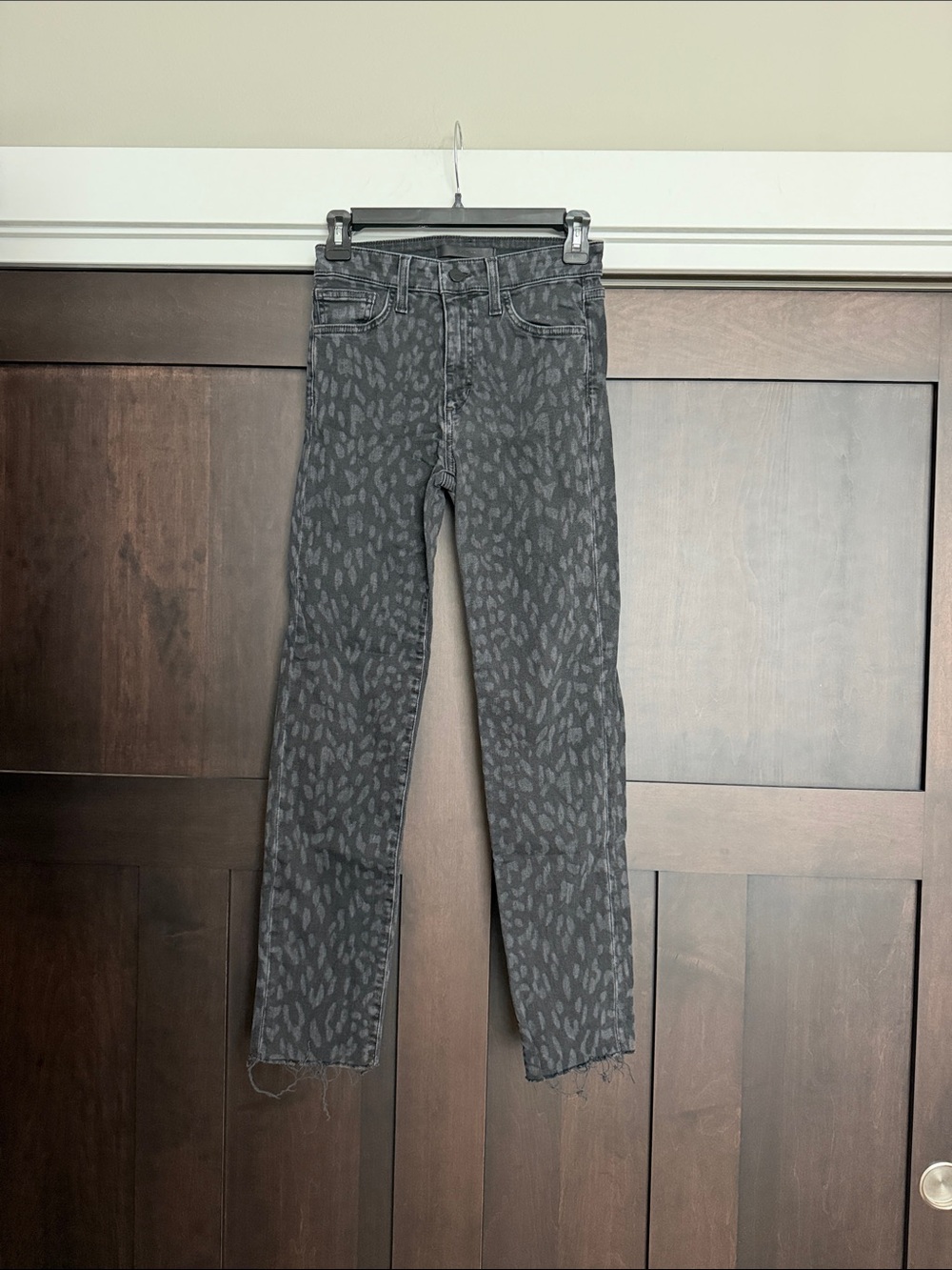 Joe’s Jeans The Millia High Rise Straight Ankle Jeans Black Animal Print size 25
